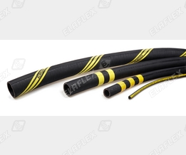 Aircraft refuelling hoses