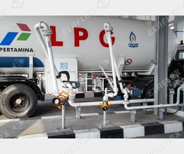 LPG road tanker loading with MannTek DGC Dry Gas Couplings